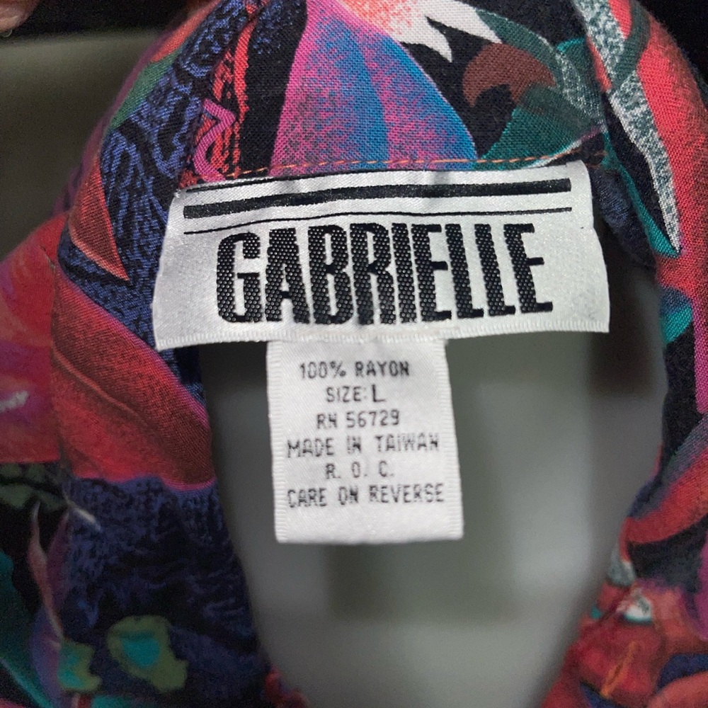 Tropical Print Women's Button-Down Shirt - Picture 3 of 4